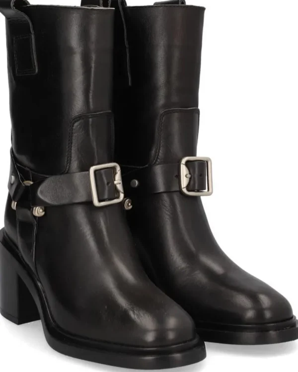 Shop EVOLET Botas
