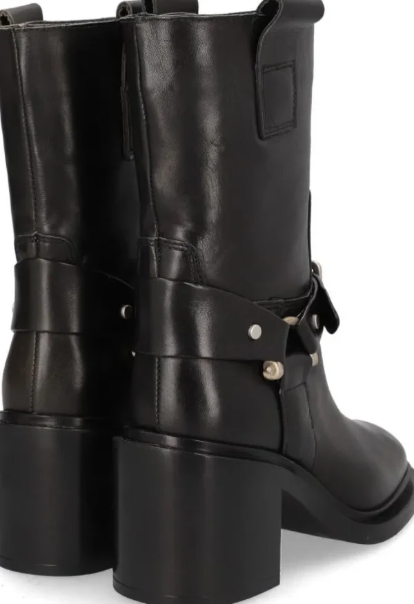 Shop EVOLET Botas