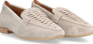 Shop NIZA Mocasines